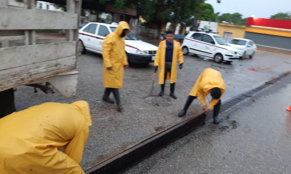 Protecci N Civil Limpia Y Desazolva Pozos De Absorci N En L Zaro