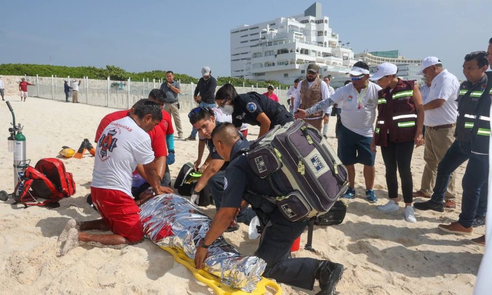 Ana Patricia Peralta Supervisa Trabajo De Guardavidas Para Mantener