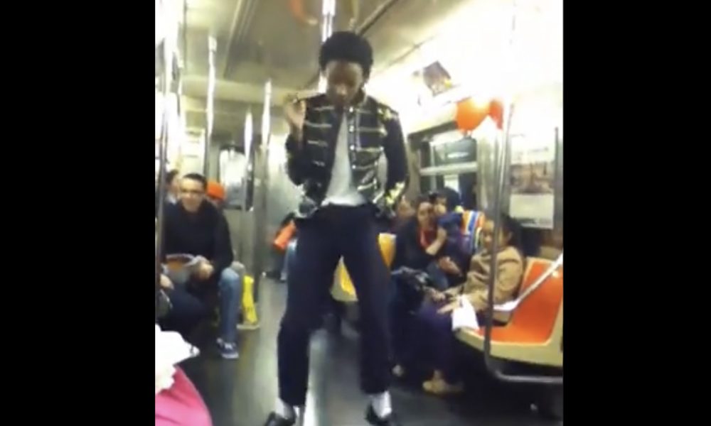 Video Matan Con Una Llave A Imitador De Michael Jackson En El Metro